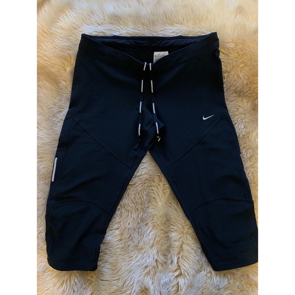 NWOT Nike Dri-Fit Capri Leggings - Picture 4 of 12